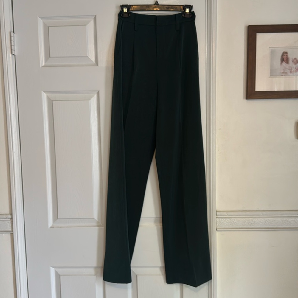 “Joe Jeans” High Waisted, Beautiful Dk Green Trouser size 26/2